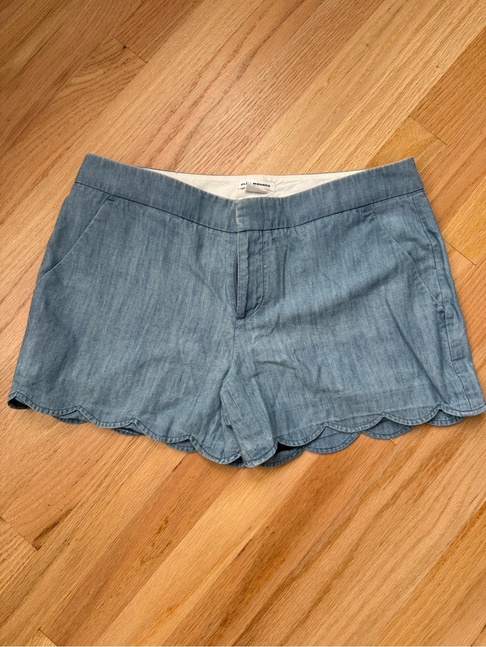 Club Monaco Chambray Scalloped Hem Women’s Shorts - Light Blue